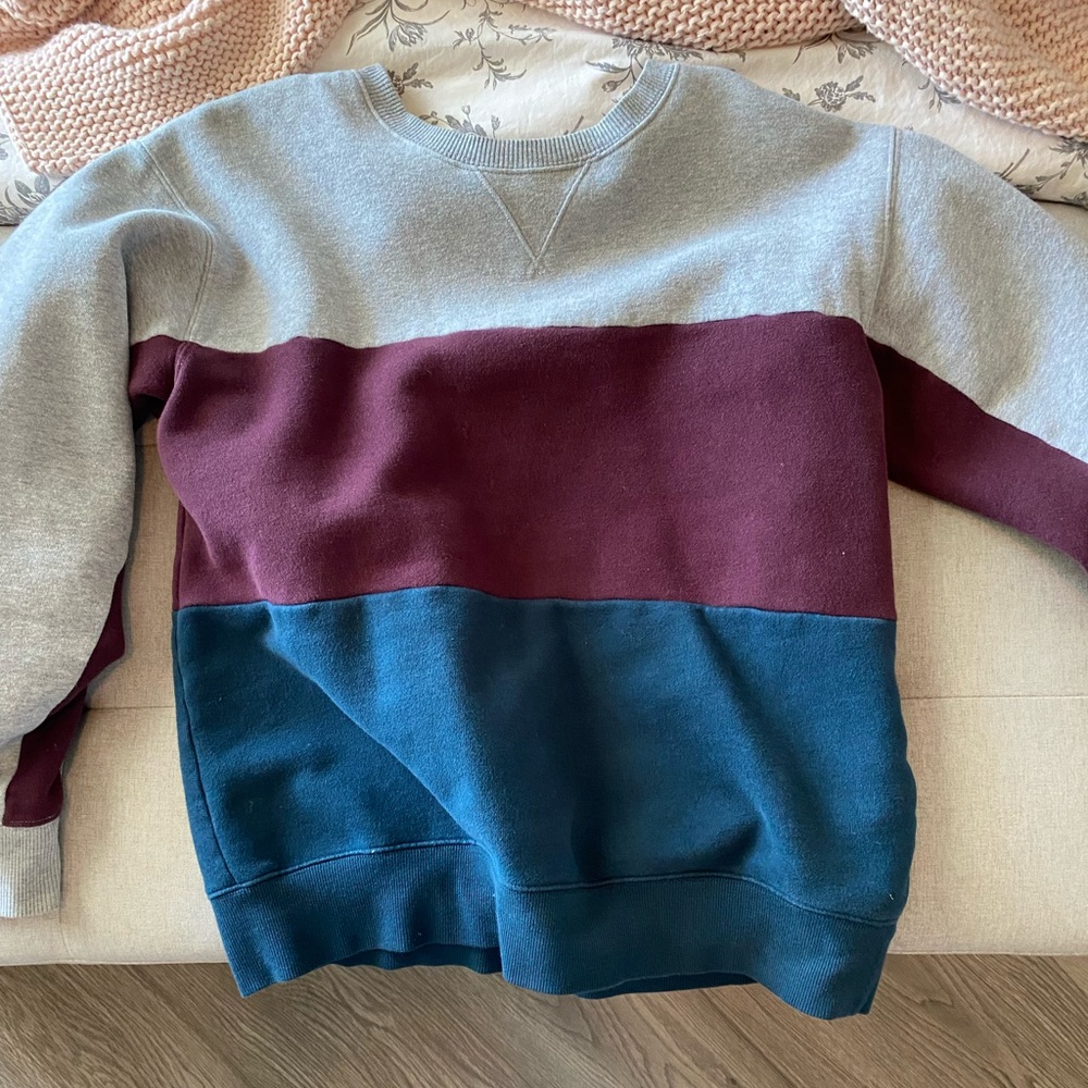 Aritzia TNA colour block hoodie